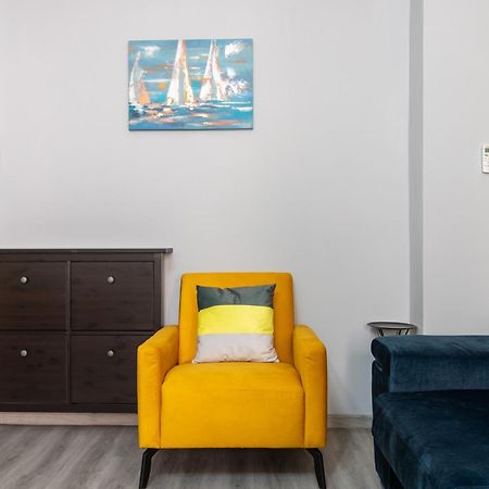 Attico Grand Terrace Daire Alba  Dış mekan fotoğraf