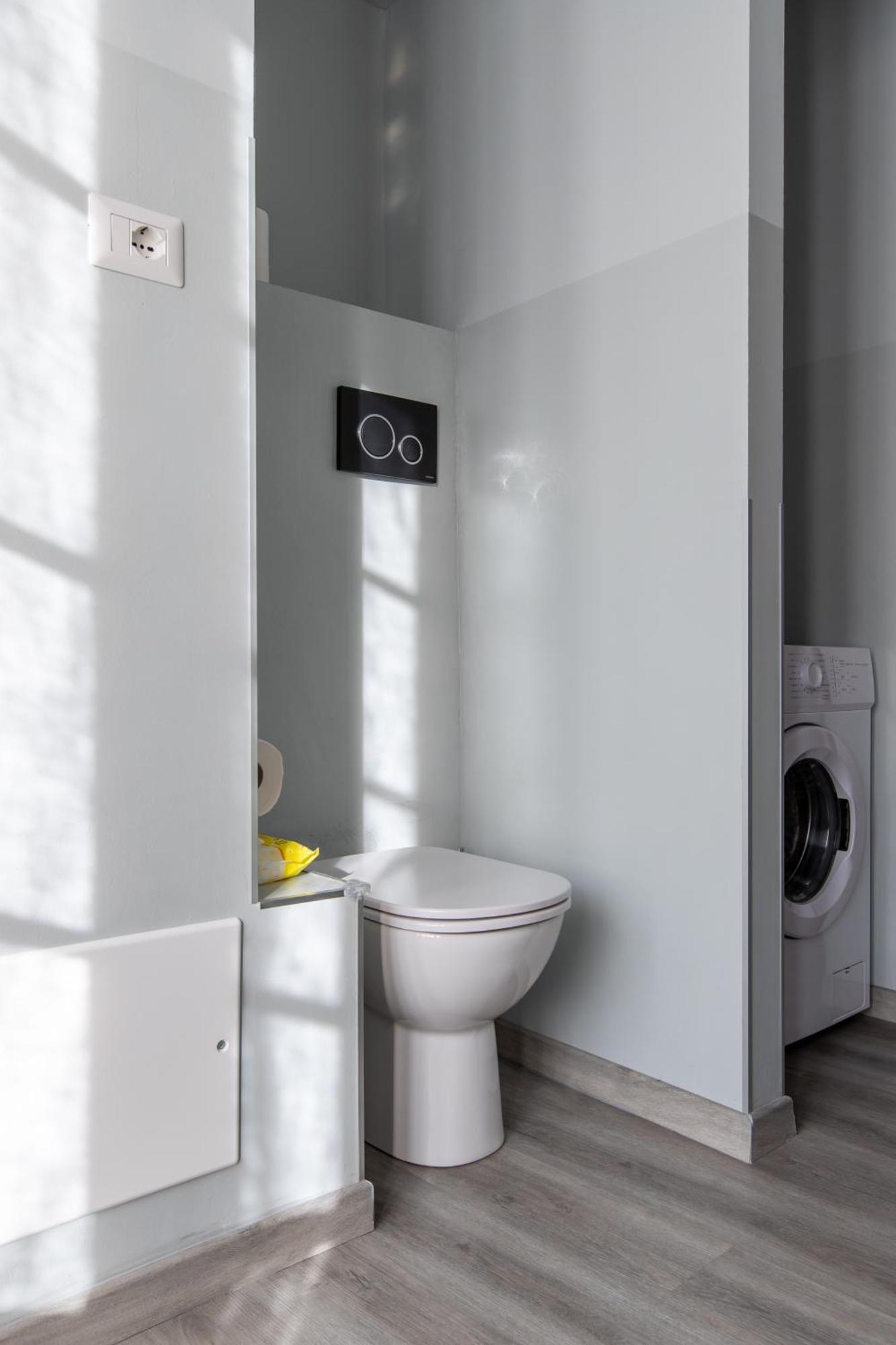 Attico Grand Terrace Daire Alba  Dış mekan fotoğraf
