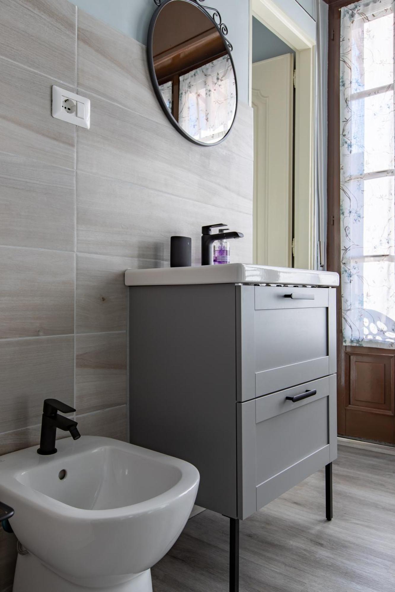 Attico Grand Terrace Daire Alba  Dış mekan fotoğraf