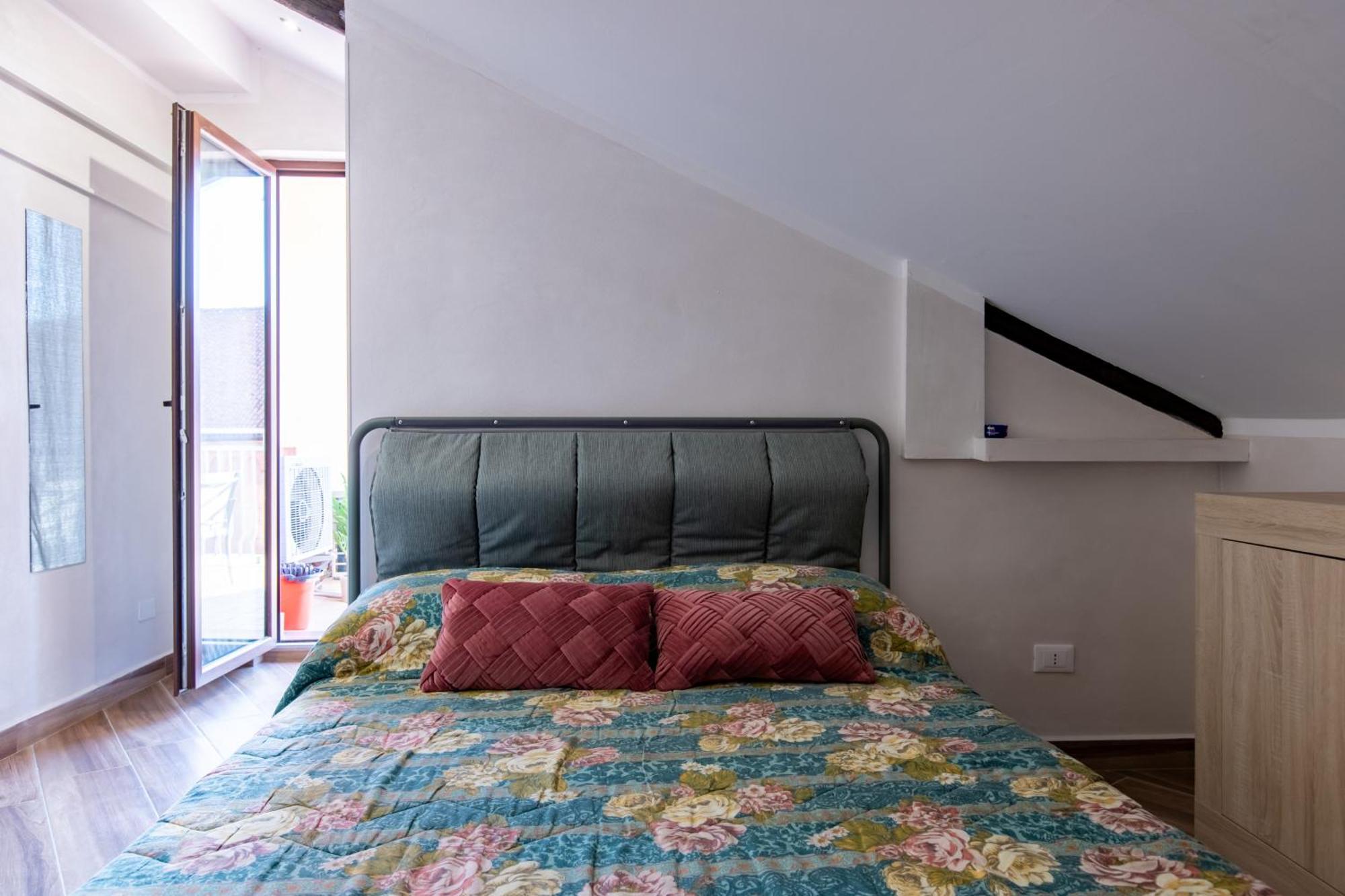Attico Grand Terrace Daire Alba  Dış mekan fotoğraf