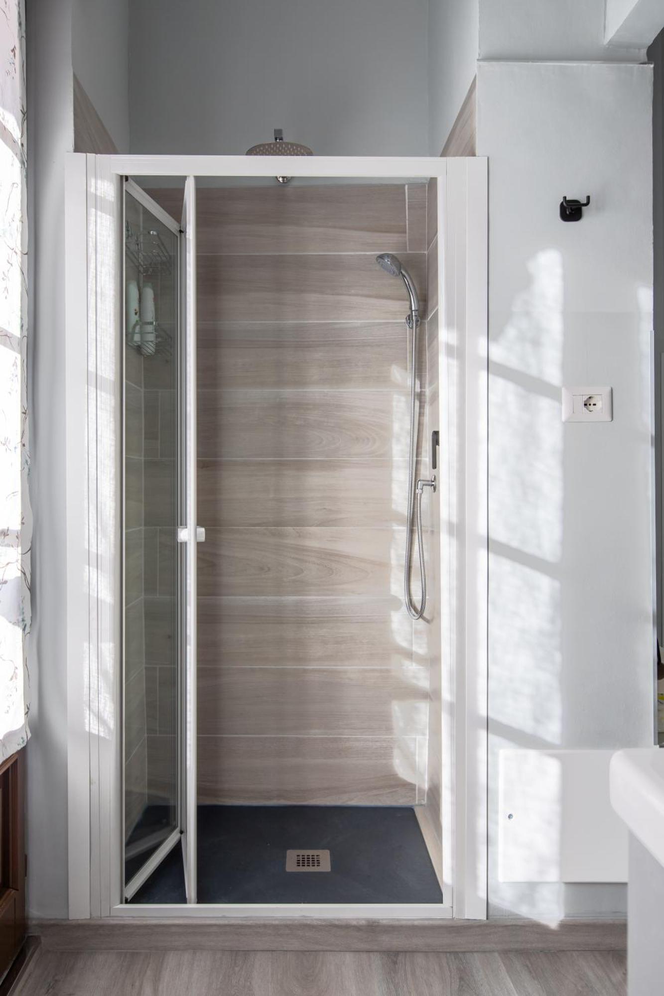 Attico Grand Terrace Daire Alba  Dış mekan fotoğraf